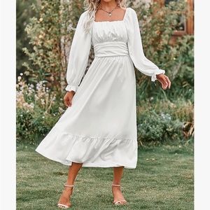 VOTEPRETTY Flowy Tie Back Dress
